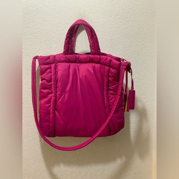 NWOT Vince Camuto Myah Nylon Tote - Picture 5 of 7